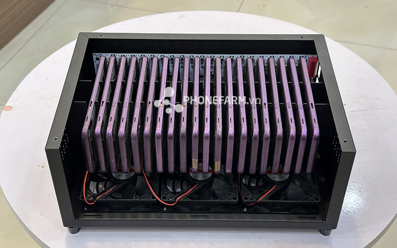 Box Phone Farm J6 (2018) Box Phone Farm J6 (2018)
